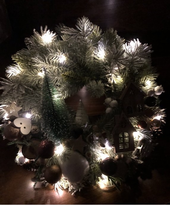 Keramický adventní věnec na stůl